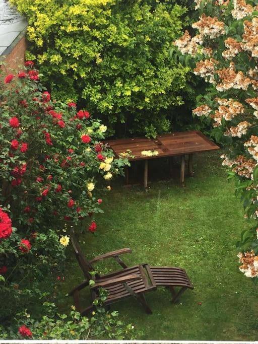 Wohnliches , Behagliches Zimmer Mit Balkon Und Wifi Monchengladbach Exterior photo
